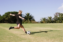 Jugar al fútbol tras un esguince de tobillo