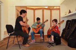 Tres de las mejores escuelas de música en Uruguay para la iniciación musical