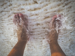 Descubre el relax y la belleza en spa de peces en Fuerteventura