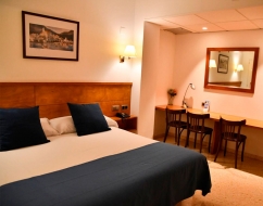 ¿Buscas hoteles baratos en Cadaqués?